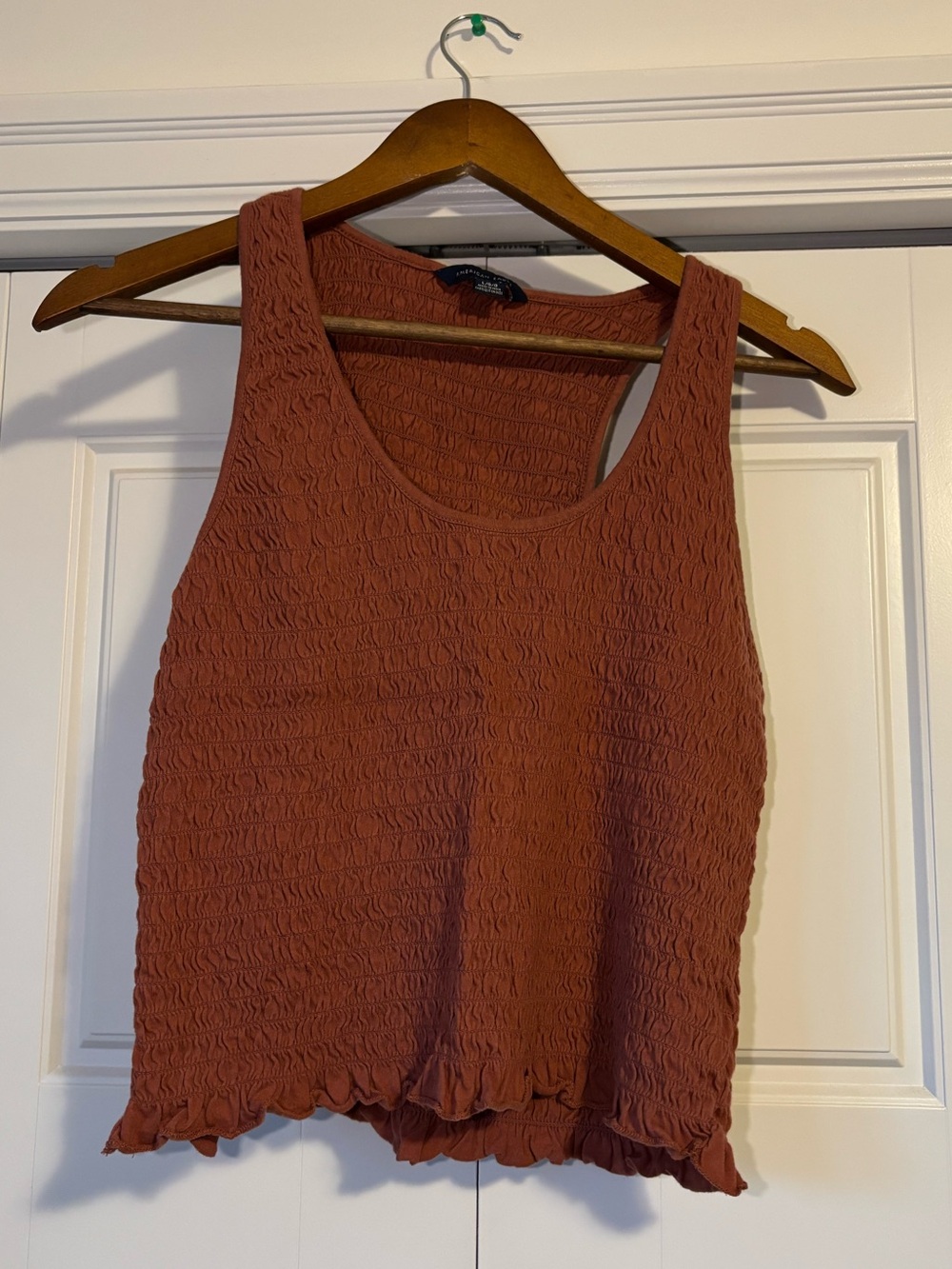 American Eagle, mauve coloured smocked cropped tank top